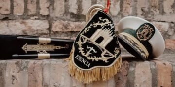 La Lanzada firma con la banda Esencia de Sevilla