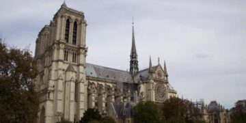 Se recupera para el culto Notre Dame de París