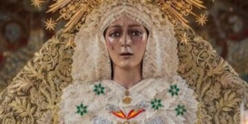 La Macarena proyecta la restauración del manto de los Cisneros en Sevilla