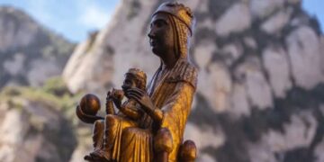 Primera vez que sale la Virgen de  Montserrat en Cataluña en el siglo XXI