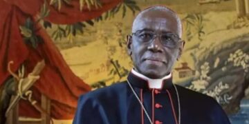 Cónclave en el Vaticano. Los favoritos a Papa: cardenal Sarah