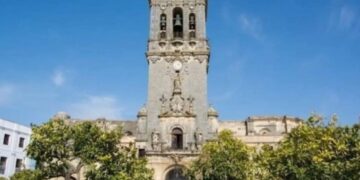 El Obispado de Jerez aprueba una Magna en Arcos de la Frontera