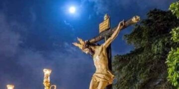 Juan Miguel Tinajero nuevo hermano mayor del Santo Crucifijo de Jerez