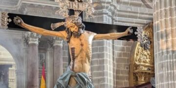 La Catedral de Jerez acoge el pregón al Cristo de la Viga a cargo de Pablo Baena