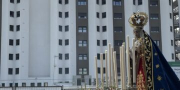 Rosario con la Virgen de la Mercedes por las calles de La Granja en Jerez