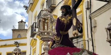 Finalmente la hermandad de las Tres Caídas de Jerez cesa a sus capataces