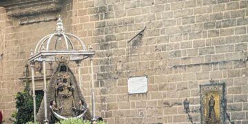 La Patrona de Jerez, la Virgen de la Merced inundó las calles de aromas de nardos