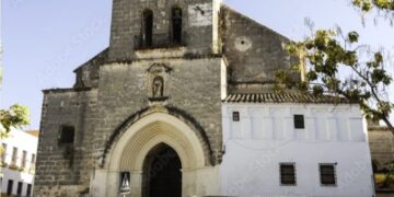 Las Tres Caídas organiza en la plaza de San Lucas de Jerez una jamoná y chicharroná benéfica