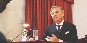 Jesús Rodríguez, hermano mayor del Cristo, ingresa en la Real Academia de San Dionisio de Jerez