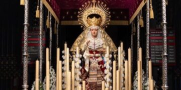 La Abadía catalana de Montserrat fue testigo de la procesión de la Dolorosa sevillana del mismo nombre
