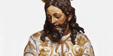 La Hermandad de la Amargura de Sevilla avanza en la recuperación de una túnica histórica del Señor del silencio