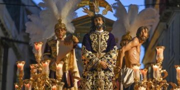 Nuria Barrera será la autora del cartel anunciador del  Vía Crucis de las Cofradías de Jerez