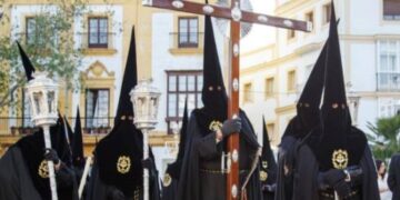 Decreto del Obispo de Jerez sobre las normas de las salidas procesionales